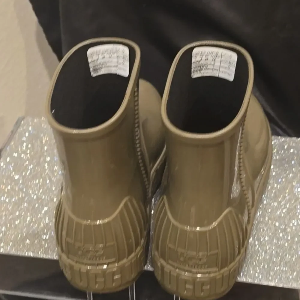 Ugg Drizlita Waterproof Boots- Moss‎